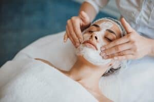 The Role of Exfoliation in Customized Facial Treatments: Choosing the Right Methods